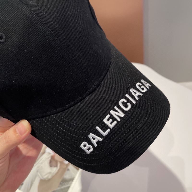 BALENCIAGA